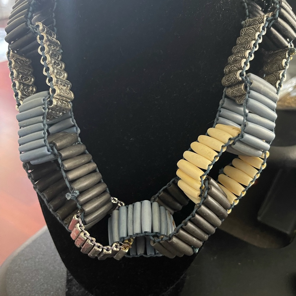 Chico’s Statement Neclace